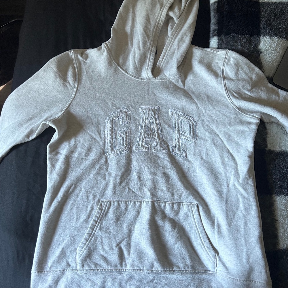 GAP hoodie size Medium(M) color "Oatmeal Heather"